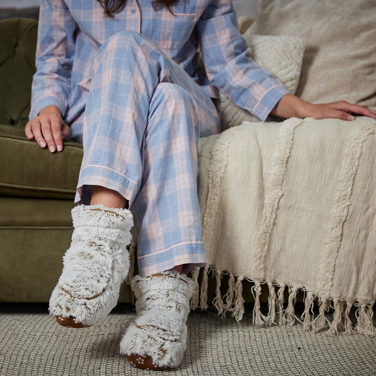Fully Heatable Wellness Slipper Boot in Beige